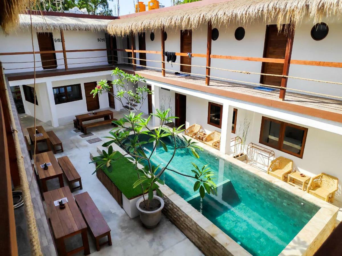 Gili Pirates Dive & Bnb Gili Trawangan Exterior foto