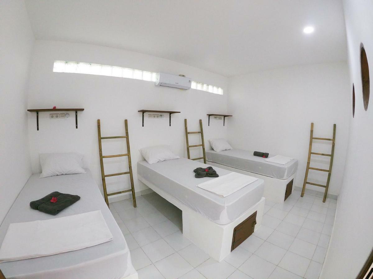 Gili Pirates Dive & Bnb Gili Trawangan Exterior foto